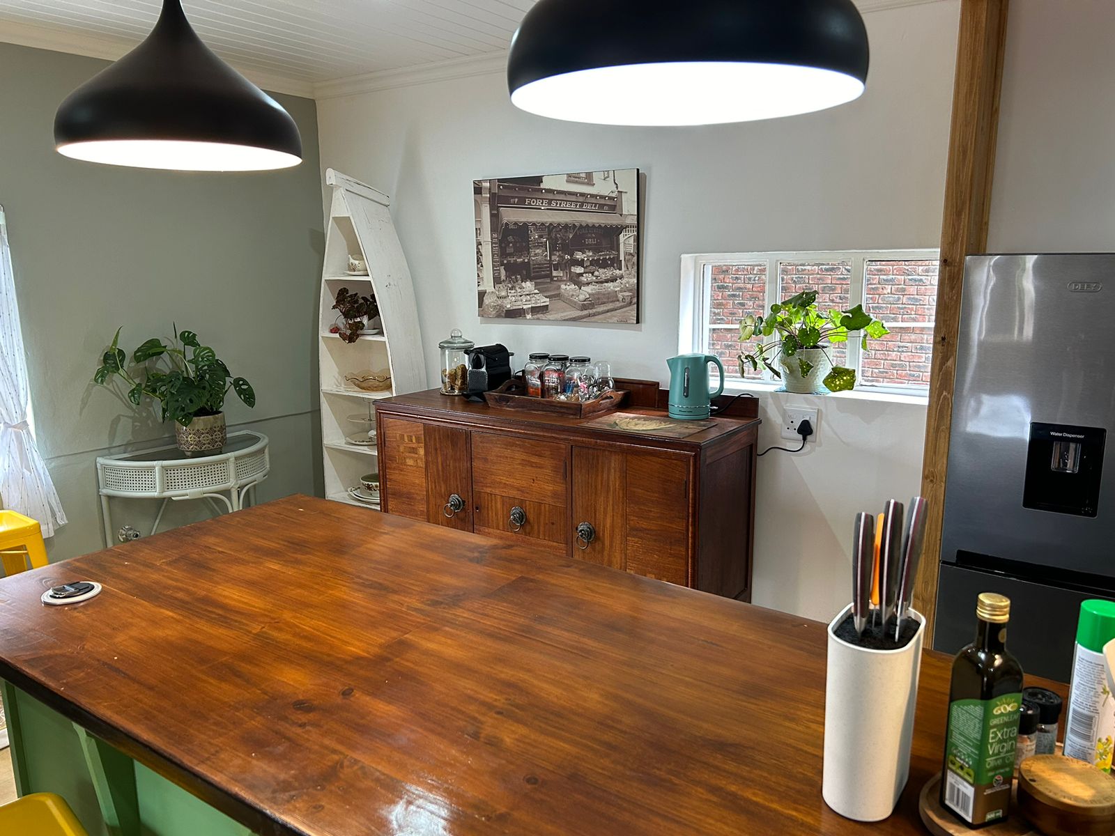 Kitchen island view